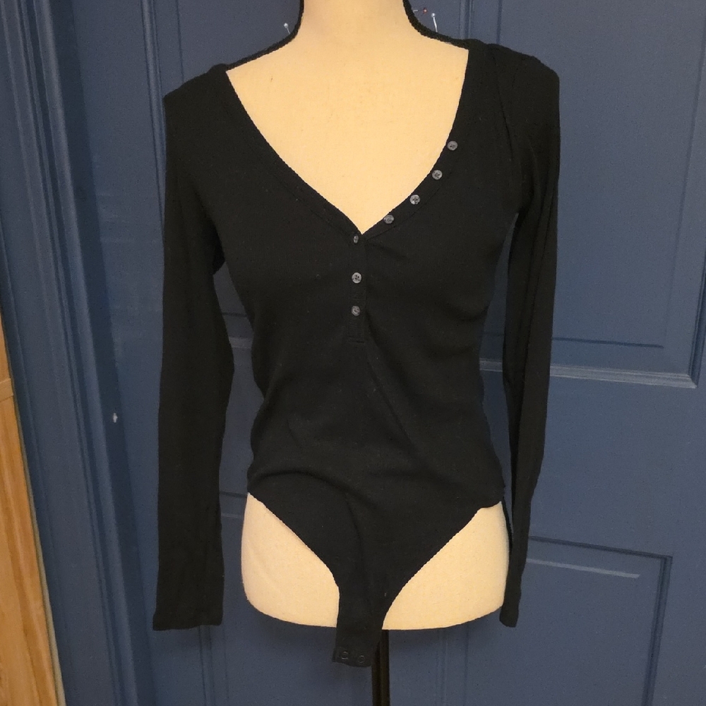 Banana Republic Black Buttoned Henley Bodysuit Sz Small No Wear